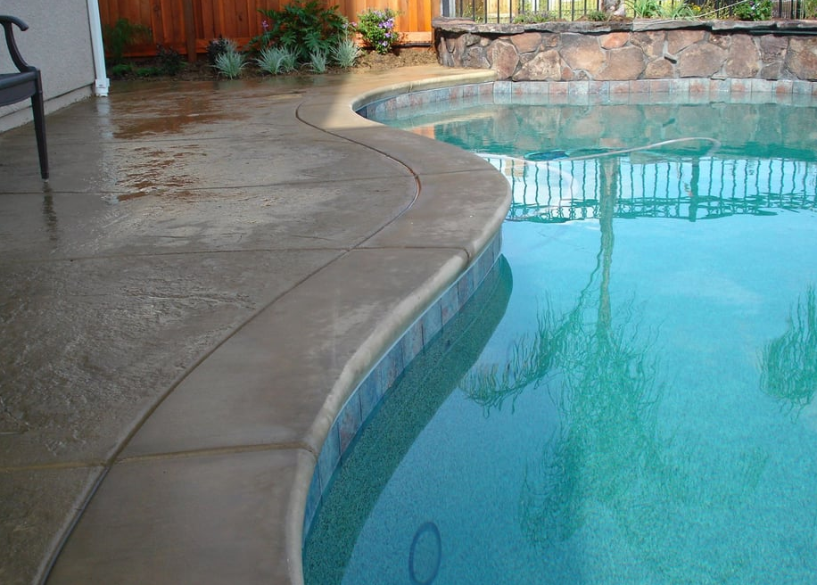 this image shows concrete pool deck oxnard